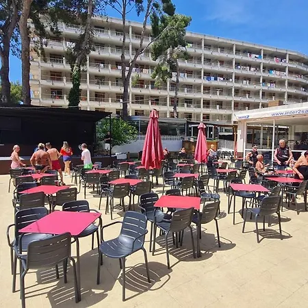 Con Piscina En Salou