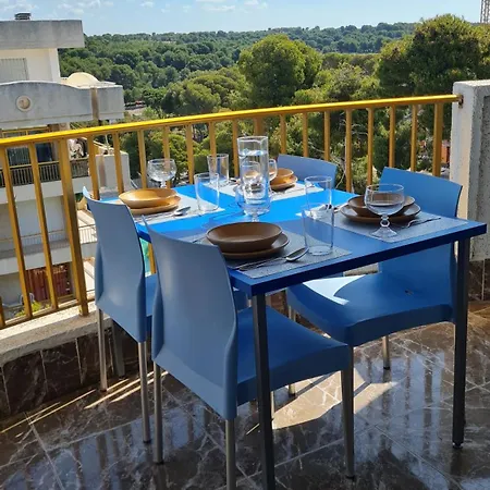 Apartment Con Piscina En *
